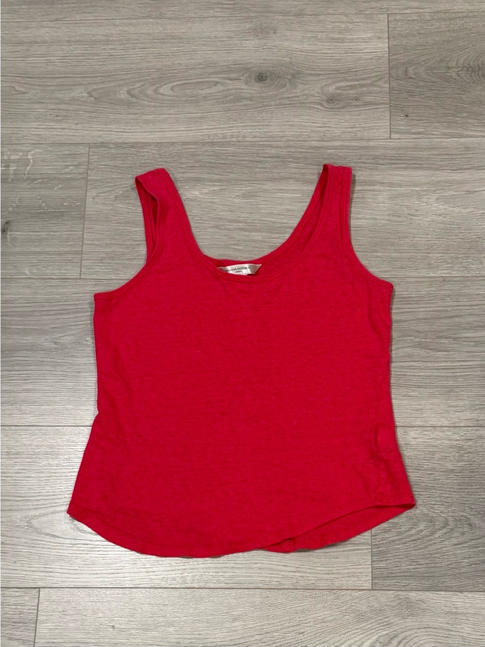 Banana Republic Linen Tank